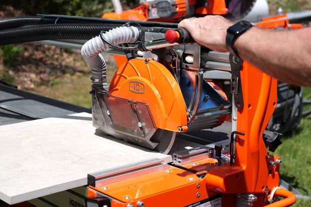 iQ252 10" Dry Cut Rail Saw