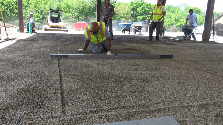 Screed with 8 Ft. Level